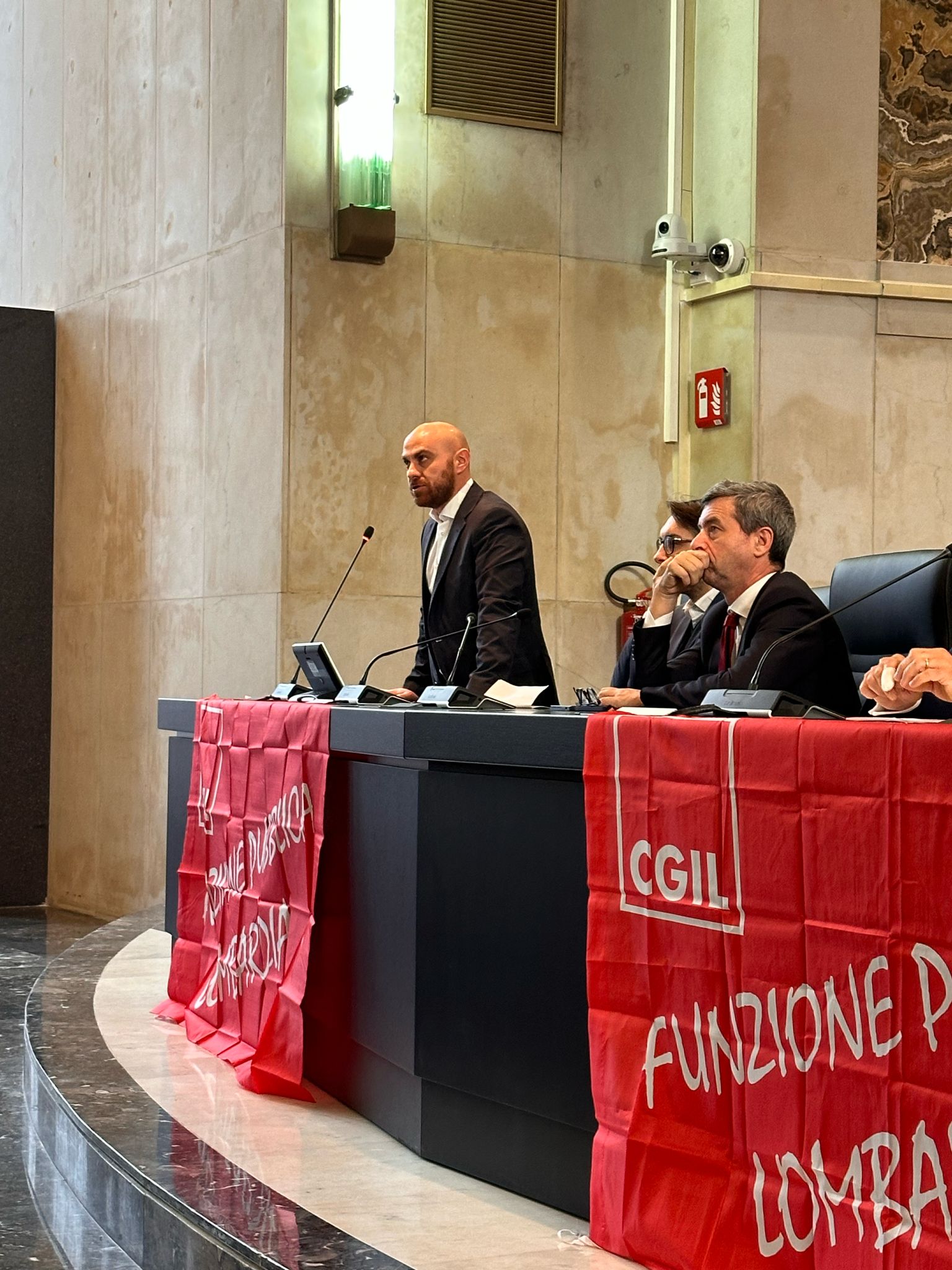 Giustizia come servizio e diritti / Il punto è la volontà politica - FP  CGIL Lombardia