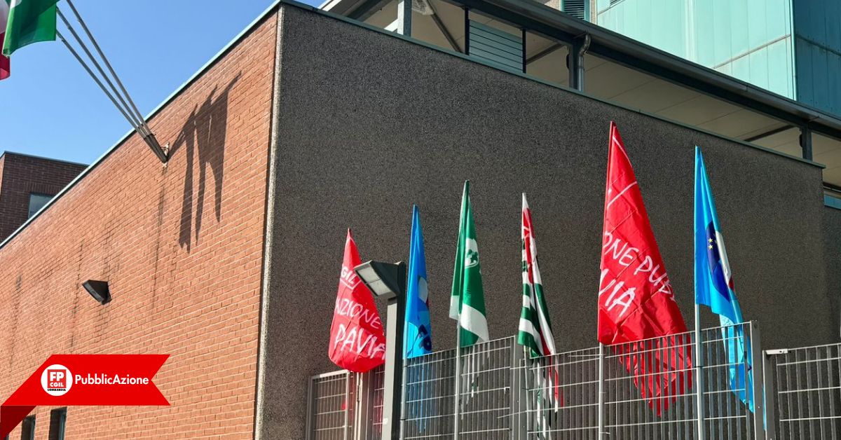 Maugeri Pavia bandiere sindacali
